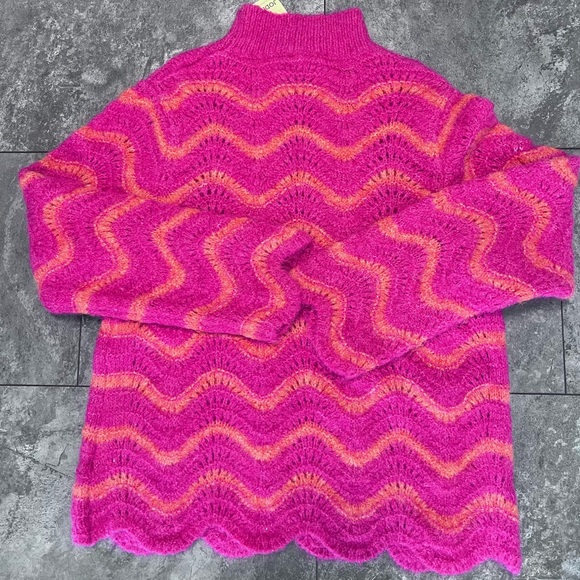 JODIFL M Scalloped bottom & sleeves Pullover Sweater NWT pink & peachy orange - Picture 1 of 8